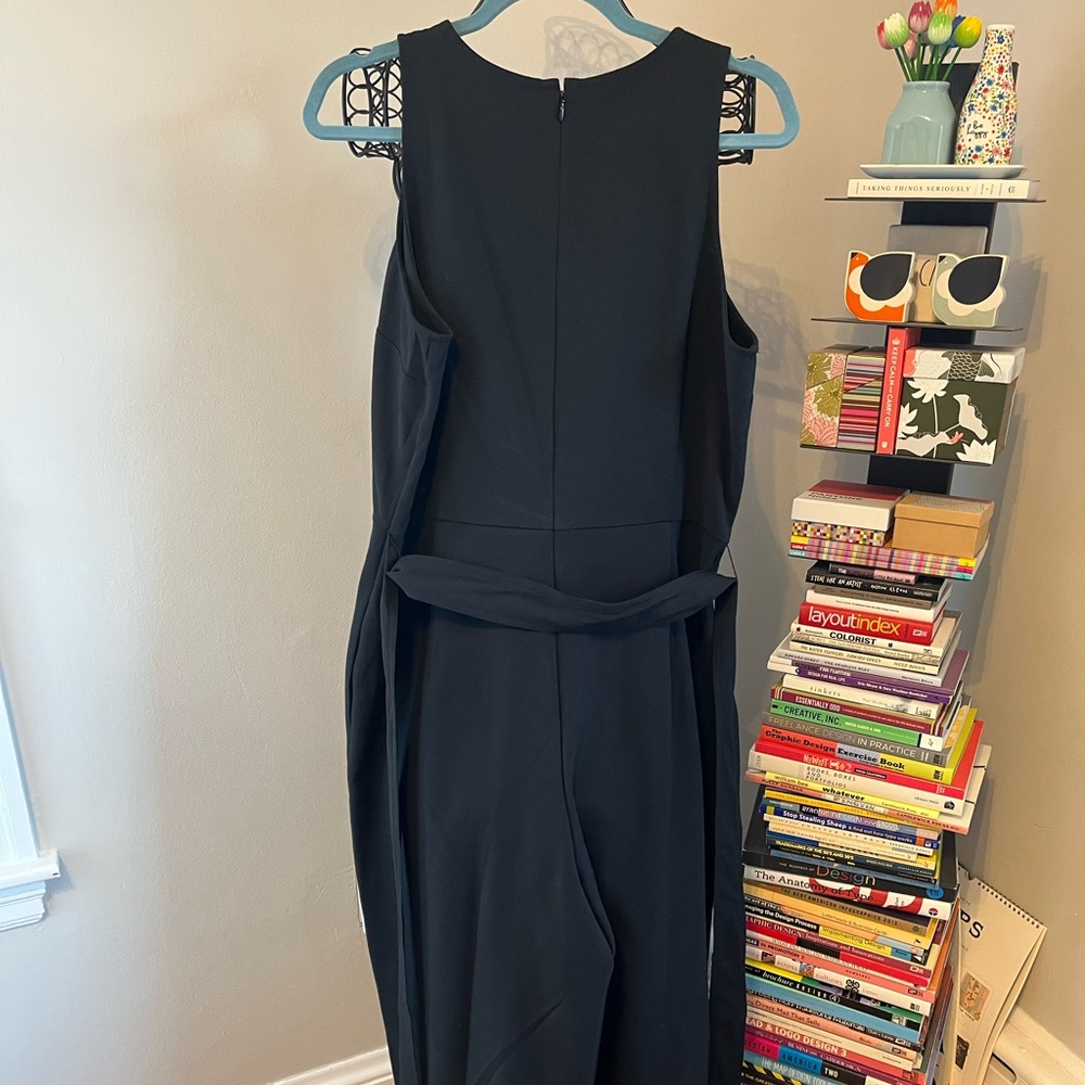 NWOTGAP BELTED JUMPSUIT - Picture 3 of 12